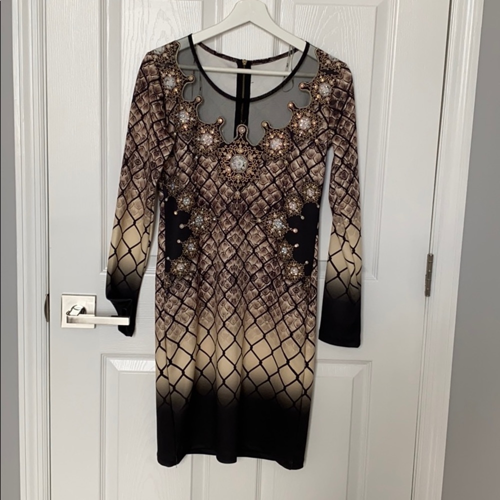 Long Sleeve Dress with stones